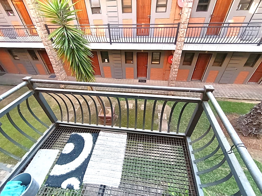 1 Bedroom Property for Sale in Vredenhof Sh Free State
